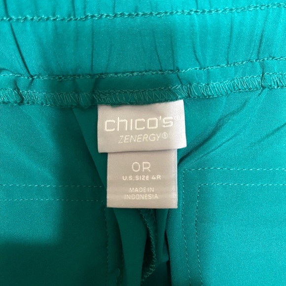 Chico’s Front Pocket Tunic and Matching Joggers - Picture 3 of 8